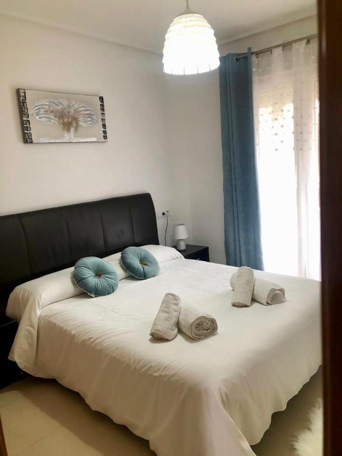 Villa Life . Precioso Bajo Frente Piscina Sucina Exterior photo