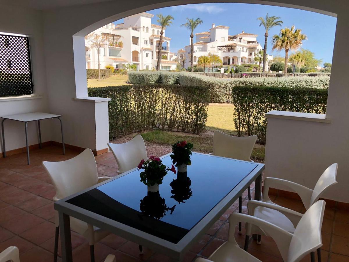 Villa Life . Precioso Bajo Frente Piscina Sucina Exterior photo